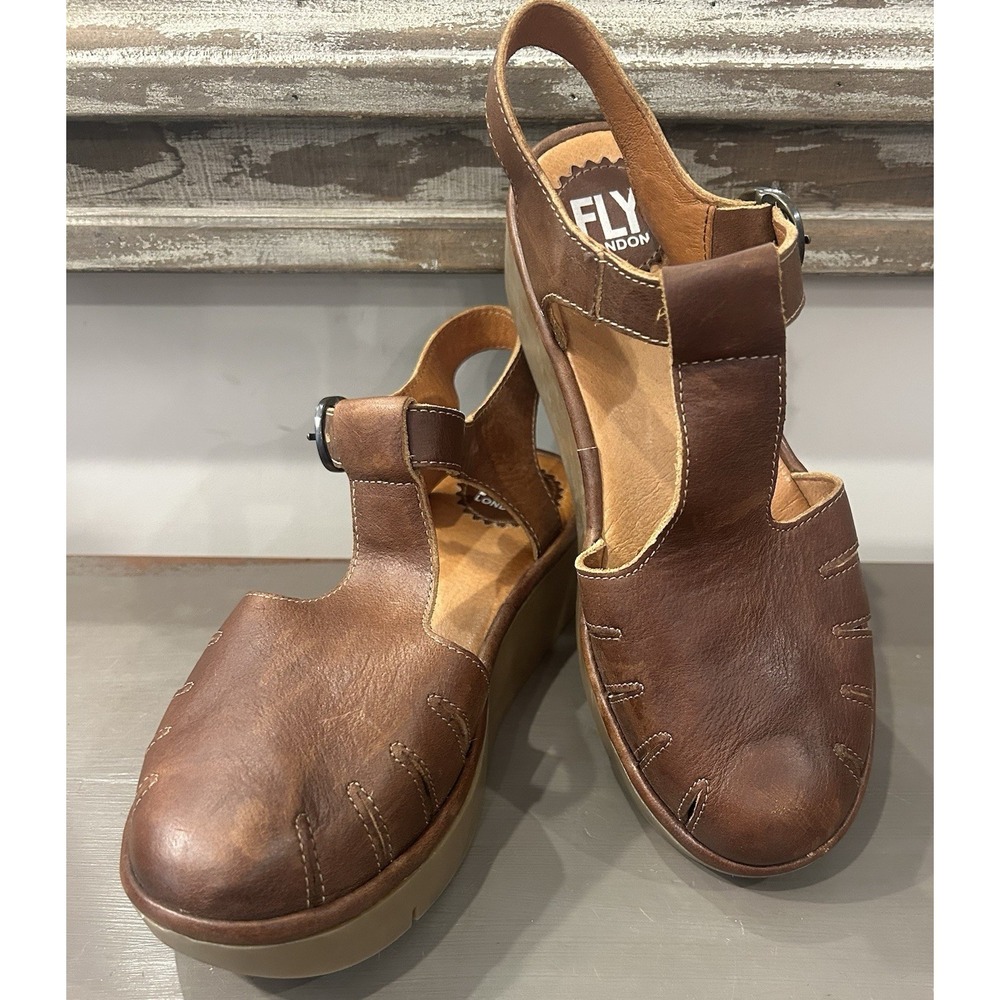 Fly London Women's Brown Leather T-Strap Sandals Size EU 37 US 6.5-7